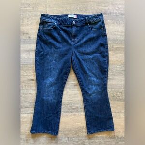 Cabi women’s size 16 denim kick back kick flare ankle jeans dark blue petal push